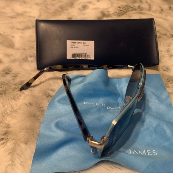 Draper James Suns - DJ7025 case & cloth - Picture 4 of 5